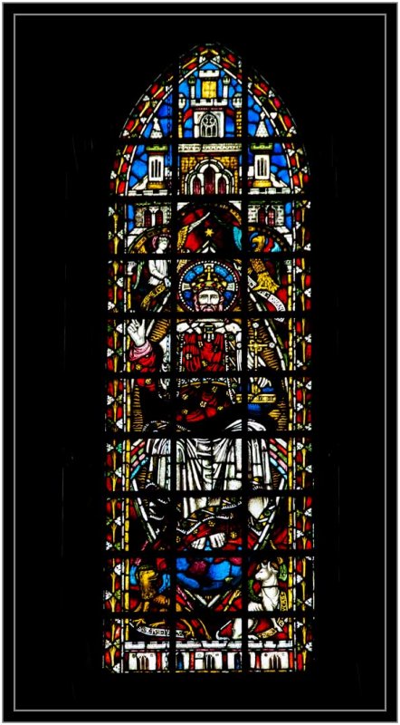 36 Stained Glass D3025465.jpg
