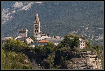 Notre-Dame du Réal*, EMBRUN, Provence