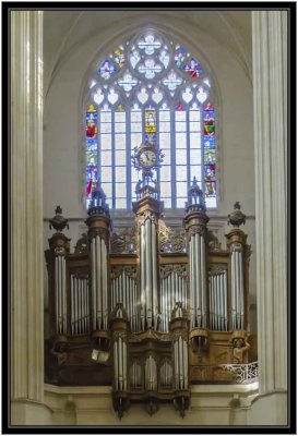 12 Organ and West Window D3027179.jpg