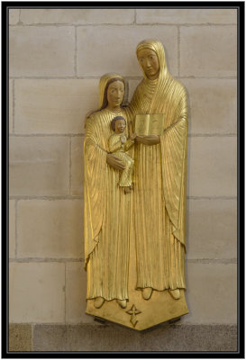 46 St Anne Virgin and Child D7508367.jpg