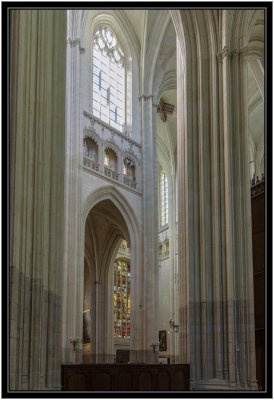 51 View from Choir Ambulatory to South Transept D7508372.jpg