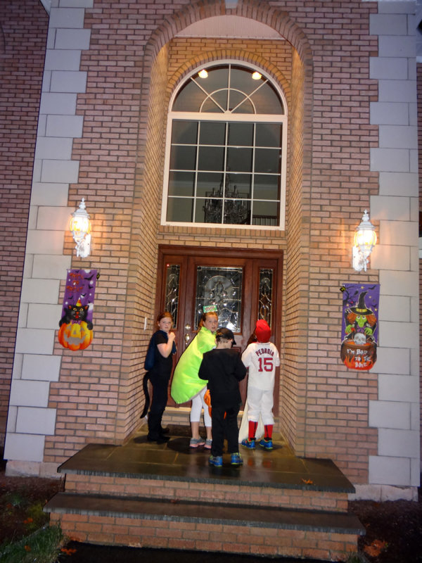 trickOrTreat13.jpg
