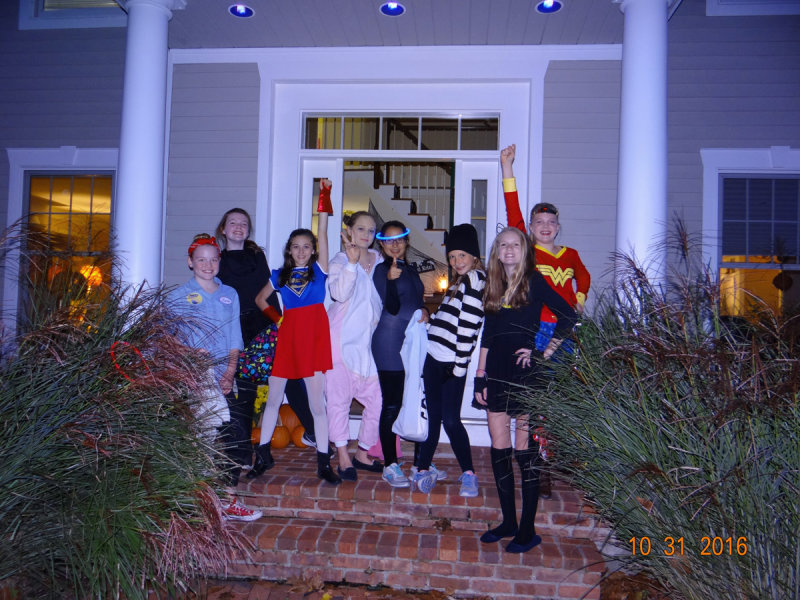 halloween16.jpg
