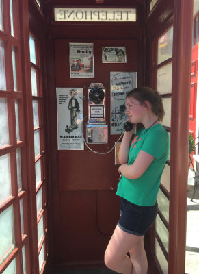 elliePhoneHome.jpg