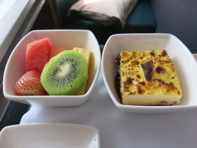 Cathay Pacific lunch Manila to Hong Kong in business