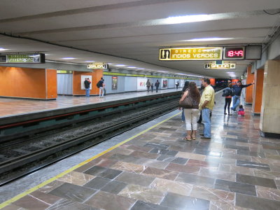 Mexico city subway