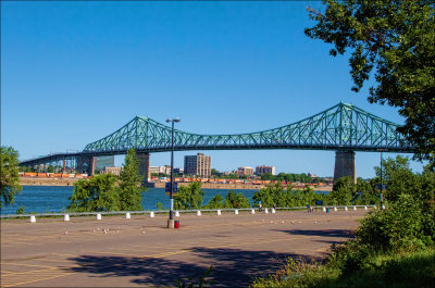 Montreal ponte copy.jpg