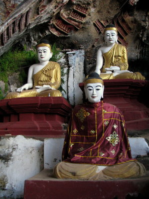 Buddhas, Kawgun Cave