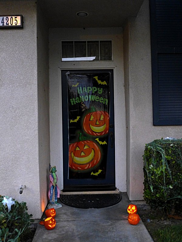 House Decorations.jpg