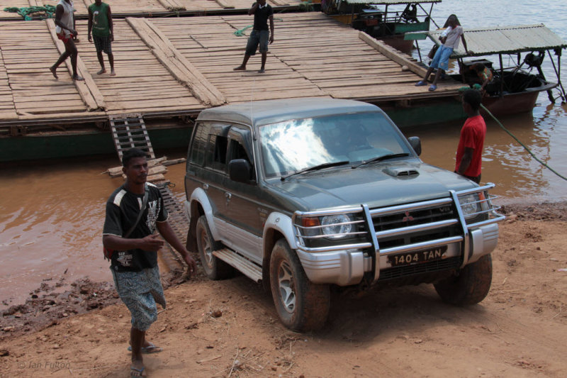 Disembarking from the ferry at the River Tsiribihina