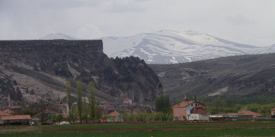 Village between Aksaray and Kaymakli