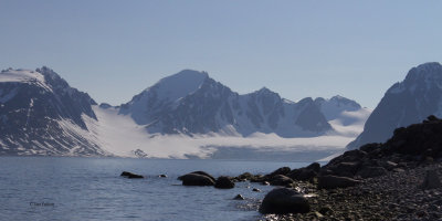 Mountains and glaciers on Amsterdamya, SvalbardAmsterdamya