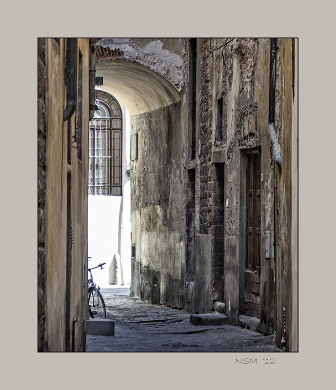 Alleyway,  Florence