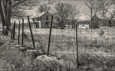Deserted Farm near Smalleyberg,  Kansas
