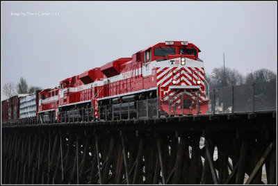 A 4000 ton, 30 car train, crossing the old Milwaukee trestle in Tacoma