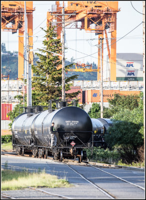 Riding the Point - Oil cans on the way to U.S. Oil 