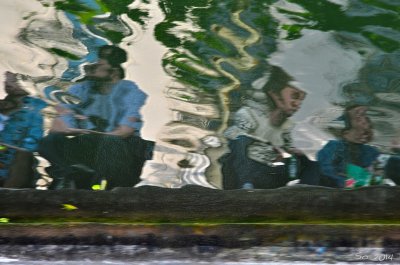 Chilling on Canal Saint-Martin I