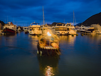 Taking a sampan home