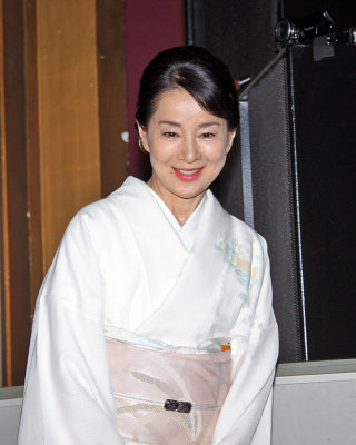 sayuri yoshinaga 5.jpg