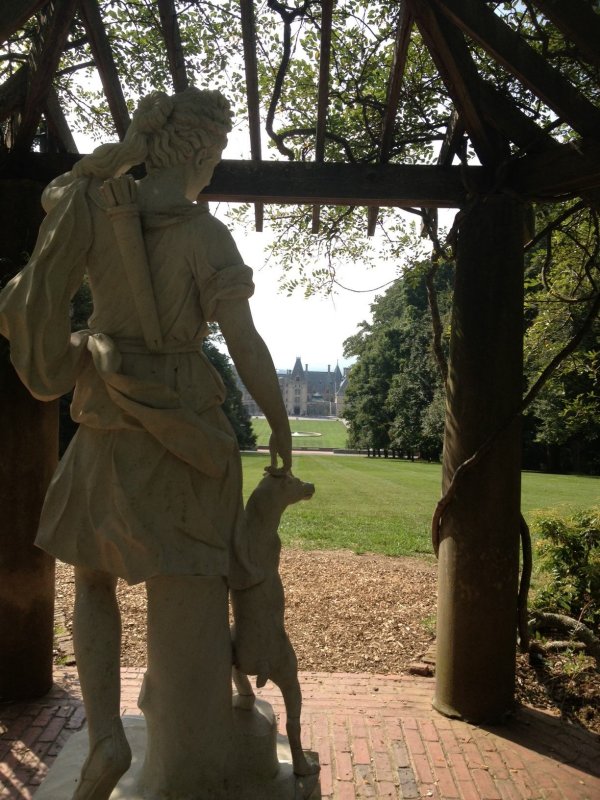 Statue of Diana looking at the Biltmore