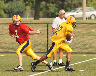 Queens Football Practice 04999 copy.jpg