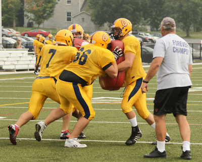 Queen's Football Practice 05124 copy.jpg