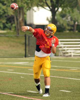 Queen's Football Practice 05186 copy.jpg