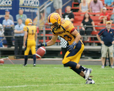 Queen's vs McMaster 06233 copy.jpg