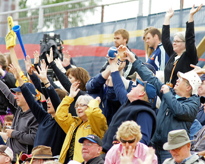 Queen's vs Windsor 06753 copy.jpg