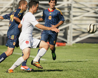 Queen's vs Royal Military College 06504 copy.jpg