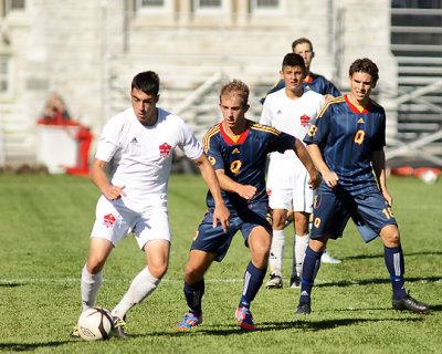 Queen's vs Royal Military College 08076 copy.jpg