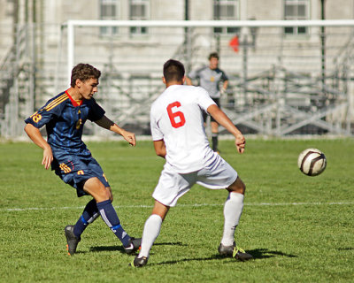 Queen's vs Royal Military College 08078 copy.jpg