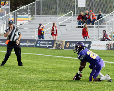 Queen's vs Laurier 00448 copy.jpg