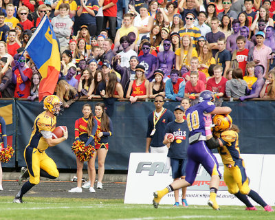 Queen's vs Laurier 00496 copy.jpg