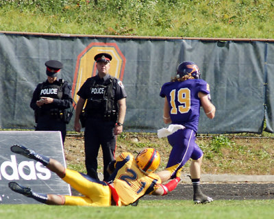 Queen's vs Laurier 00562 copy.jpg