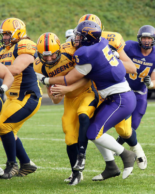 Queen's vs Laurier 00809 copy.jpg