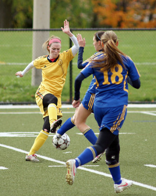 Queen's vs Laurentian 03059 copy.jpg