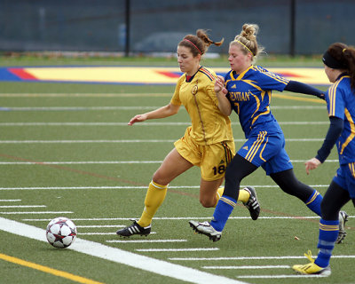 Queen's vs Laurentian 03141 copy.jpg