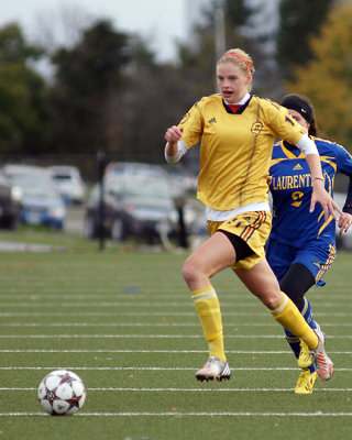 Queen's vs Laurentian 03158 copy.jpg