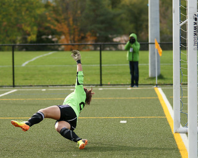 Queen's vs Laurentian 03197 copy.jpg