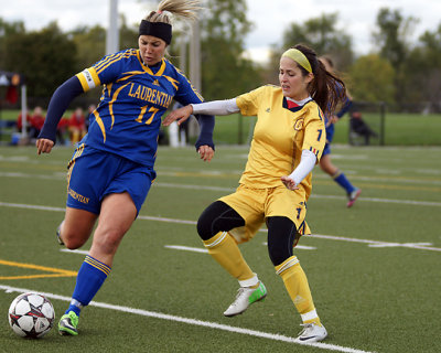 Queen's vs Laurentian 03248 copy.jpg