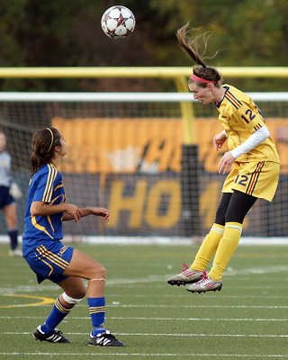 Queens vs Laurentian 03285 copy.jpg