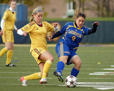 Queen's vs Laurentian 03293 copy.jpg