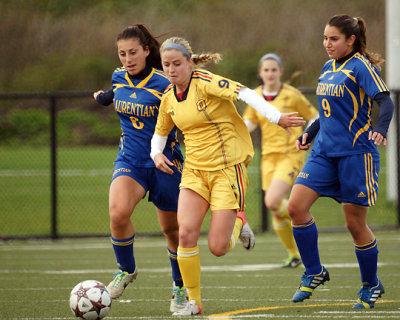 Queen's vs Laurentian 00998 copy.jpg