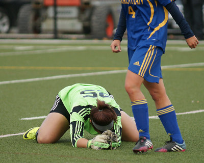 Queen's vs Laurentian 03348 copy.jpg