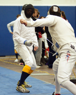 Queen's Fencing 03755 copy.jpg