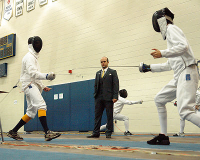 Queen's Fencing 04734 copy.jpg