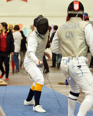 Queen's Fencing 04372 copy.jpg