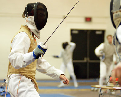 Queen's Fencing 04398 copy.jpg