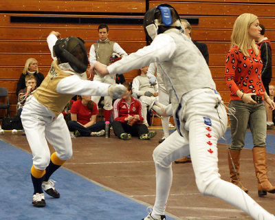 Queen's Fencing 03826 copy.jpg